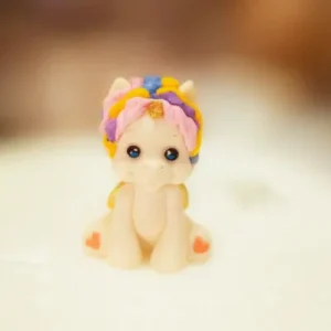 Шоколадная фигурка единорога