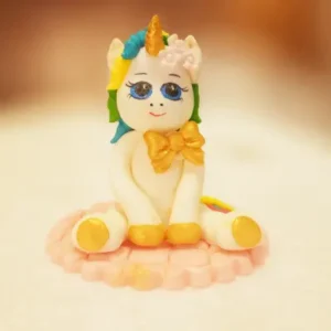 Шоколадная фигурка единорога