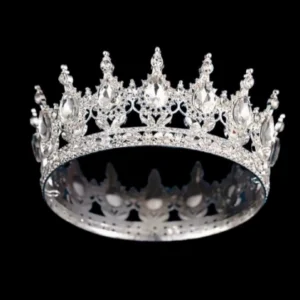 Серебряная корона с прозрачными камнями, диаметр 12 см.