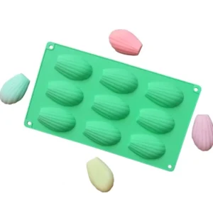 Форма силиконовая «Мадлен» 9 ячеек, 29,1×17 см.