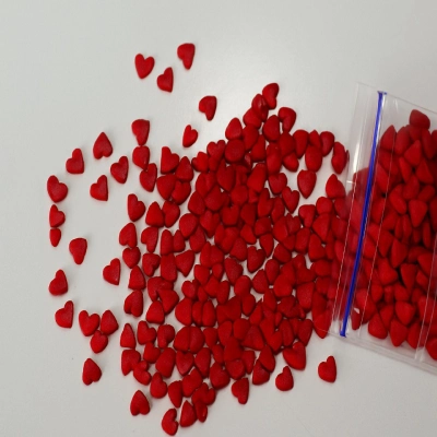 Кондитерская посыпка «Сердечки красные»,
