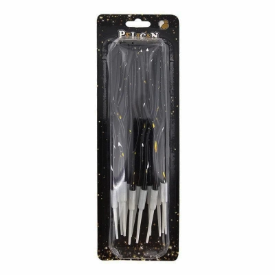 Свечи волнистые чёрные с золотыми каплями.