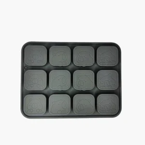 Силиконовая форма «Квадрат Звери» с 12 ячейками для льда, шоколада и конфет.