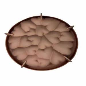 Силиконовая форма для евро-десертов с рельефом в виде сердец.